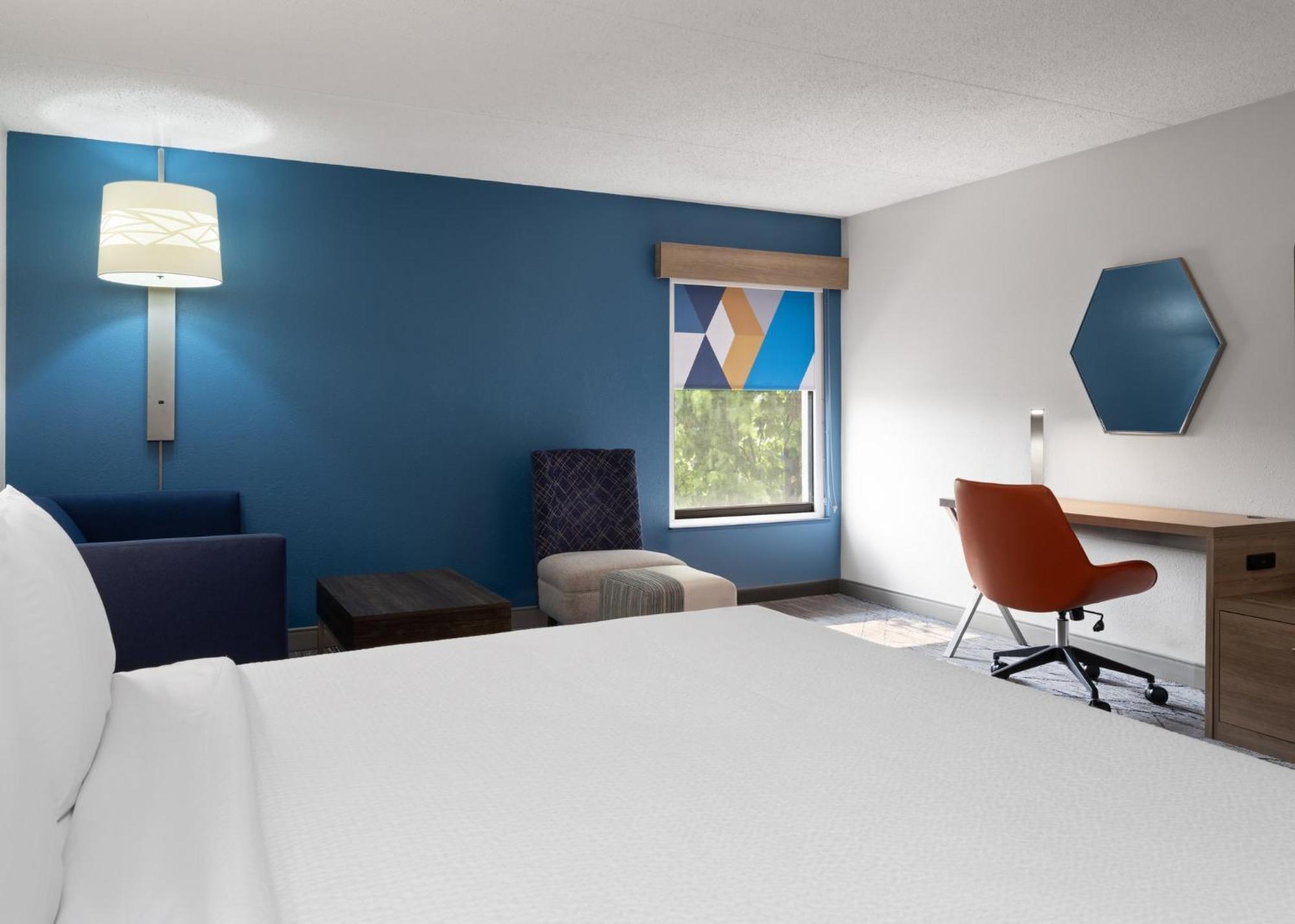 Holiday Inn Express Indianapolis Airport By Ihg Plainfield Bagian luar foto